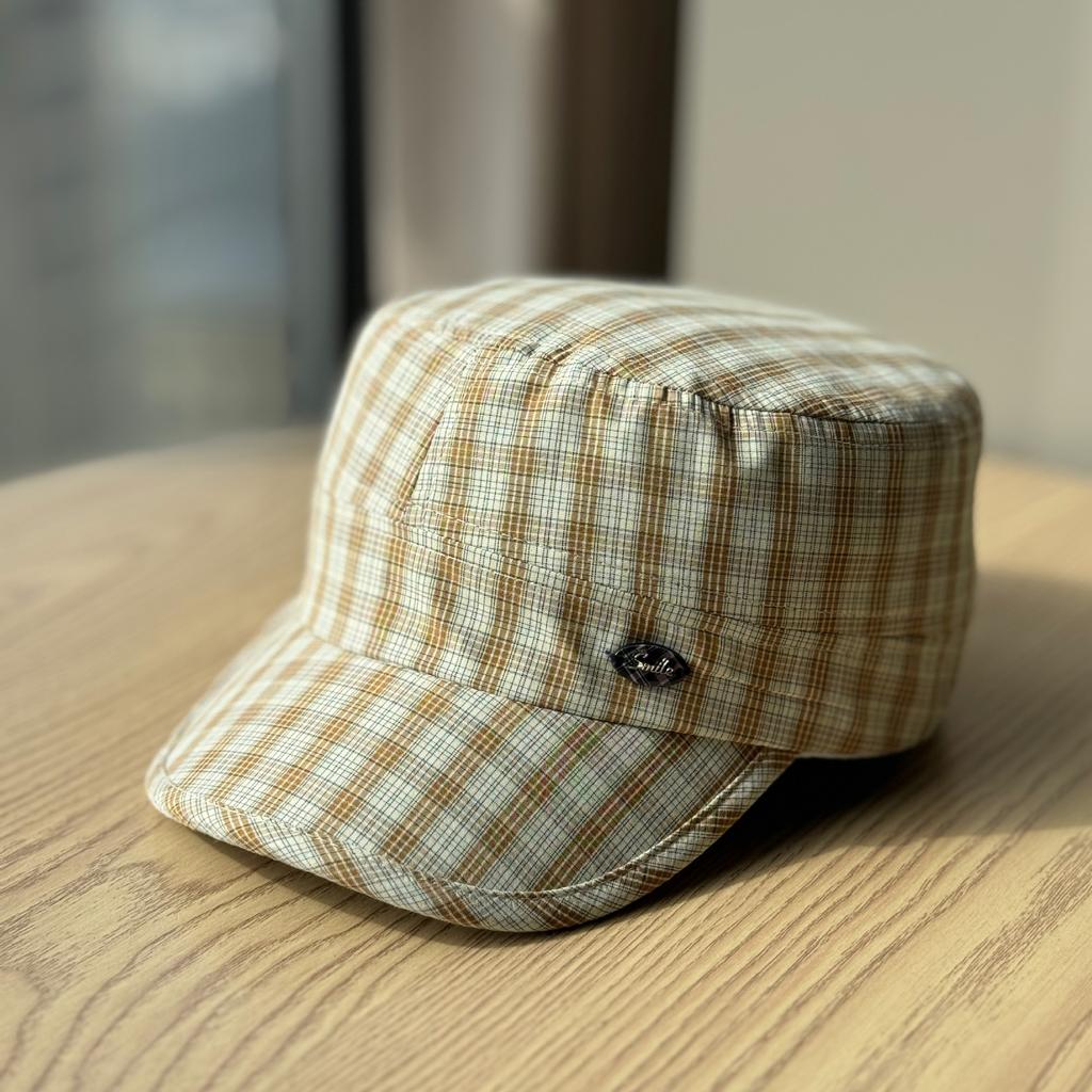Spring and summer new British-style retro plaid flat-top hat for women, fashionable, high-quality, face-slimming, casual and versatile baseball cap