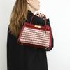 Rote Hochzeits Tasche 2024 neues Modell für Damen, Nischen Braut Tasche, Karomuster Pendler Kelly Tasche, Nischen Tragetasche