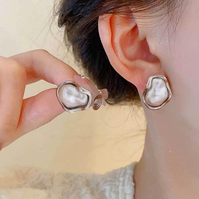 Koreanischer Stil Nicht-Piercing Ohrclip mit langem Quaste, Perlmutt Schmetterlings Design für Damen - High-End, Coole Mode.