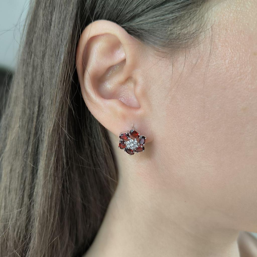 Серебряные серьги с натуральным гранатом 3.933ct, фианитами (2191452)