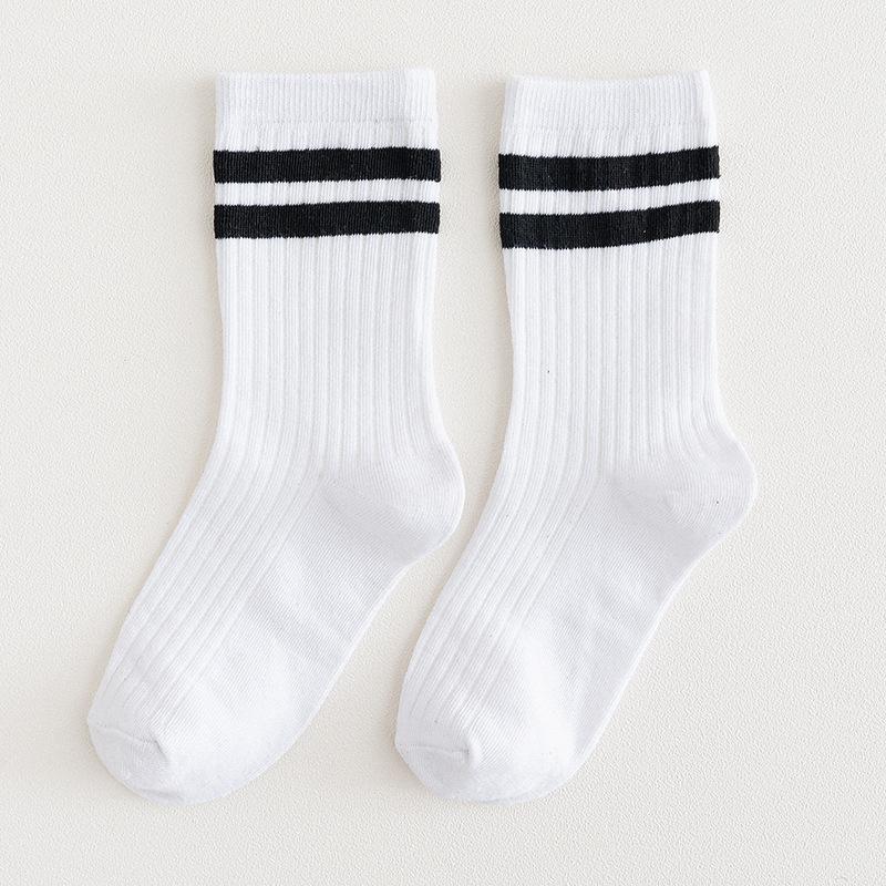 Harajuku Retro Wine Red Crew Socks Cotton Knitting Striped Long Socks Stripe Japanese High School Girls Cute Loose Socks Fashion