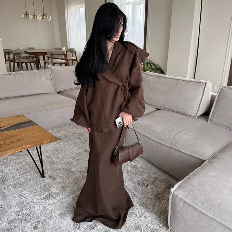 

Свободный женский костюм-двойка с отложным воротником, рубашка с длинным рукавом на шнуровке, А-силуэт, длинные юбки, летняя женская повседневная одежда для отпуска 2025 M коричневый