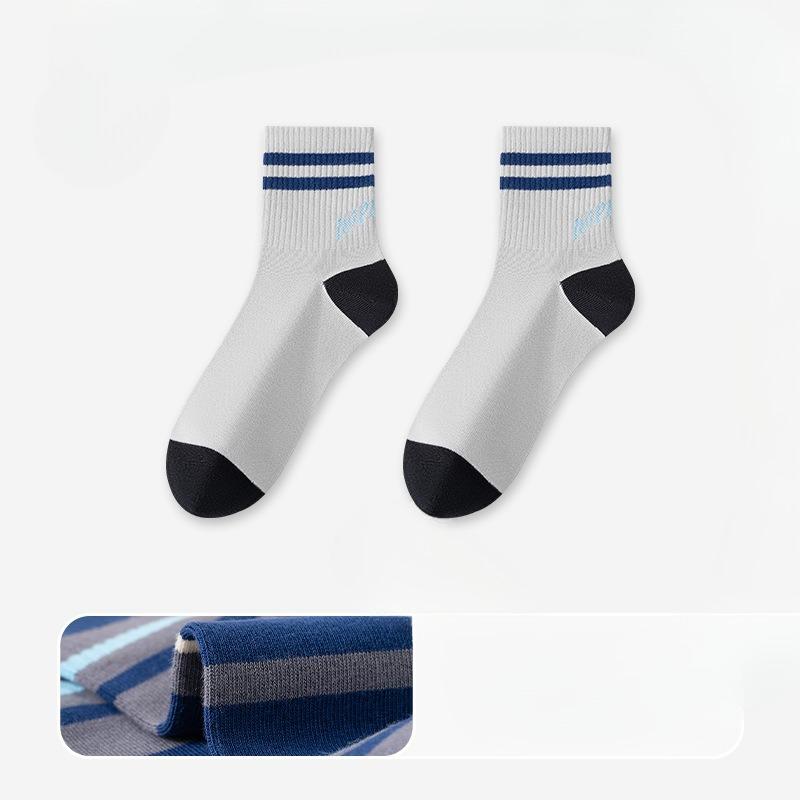 Male Autumn Leisure Stripe 10 Class A Antibacterial Deodorizes Abrasion Resistance To Pilling Is Boneless Sports Socks