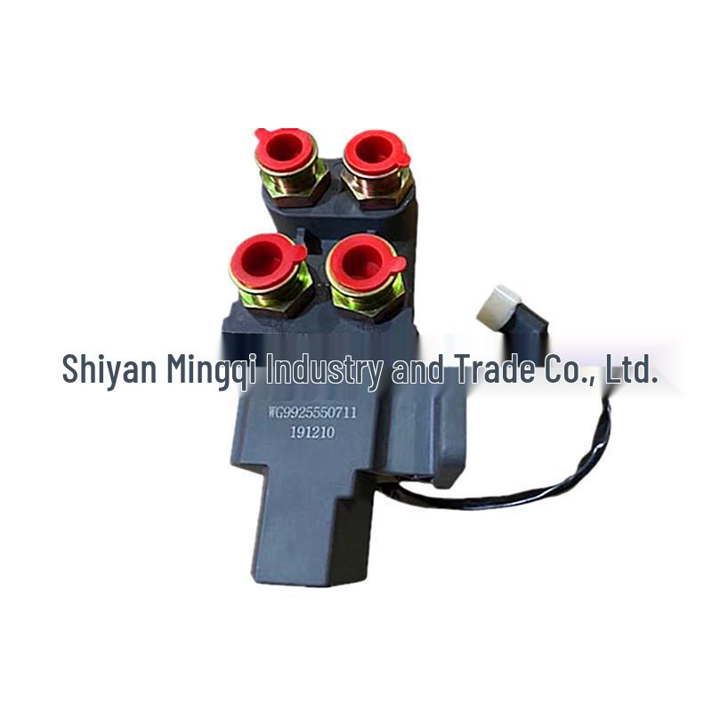 

Sinotruk Main & Auxiliary Fuel Tank Transfer Valve WG9100558002 Neutral