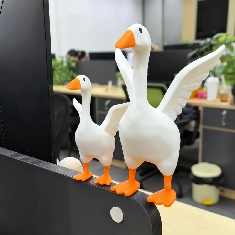 Lovely Magnetic Gooses Key Holder Ornament Gooses Duck Statue Sculpture,Tool Holder Home Decorations Housewarming Gift