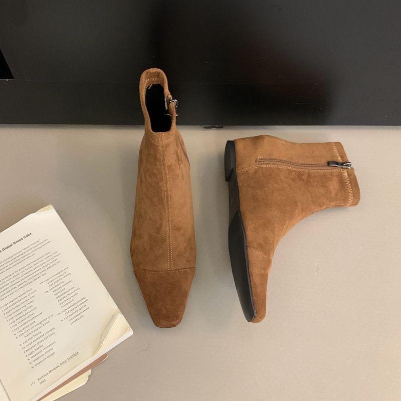 2025 Autumn and Winter Heightening French Retro Pointed Short Boots Women's Soft Sole High Heel Elastic Thin Boots Tide