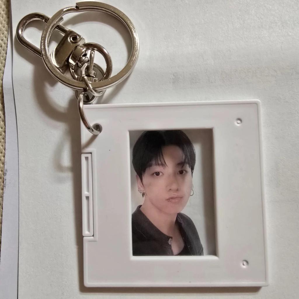 BTS 5° ALBUM ARIRANG 2026 WEVERSE POB EARLY BIRD FOTOCARTA E SUPPORTO FILM PORTACHIAVI