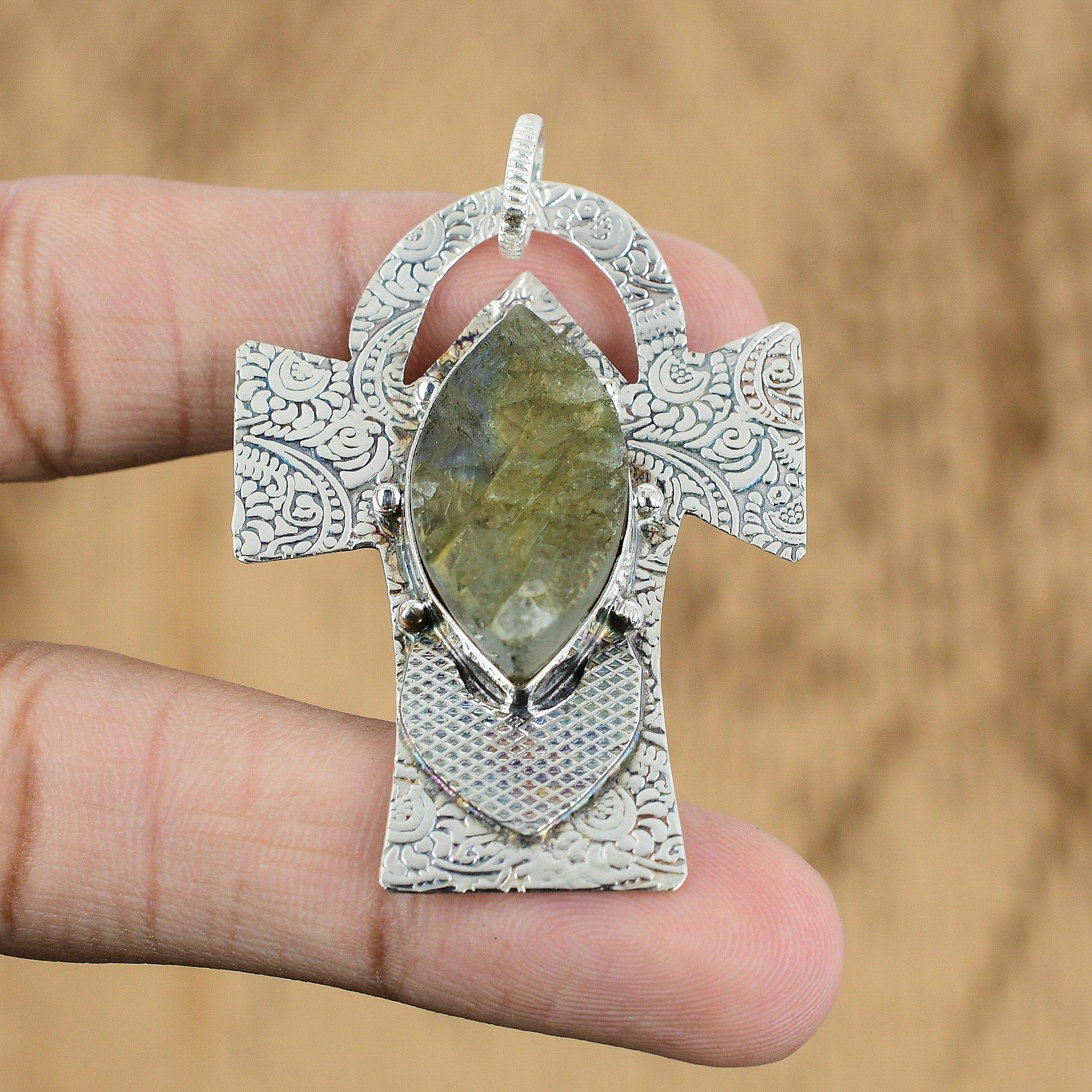 

925 Sterling Silver Marquise Labradorite Rough Stone Handcrafted Wedding Pendant