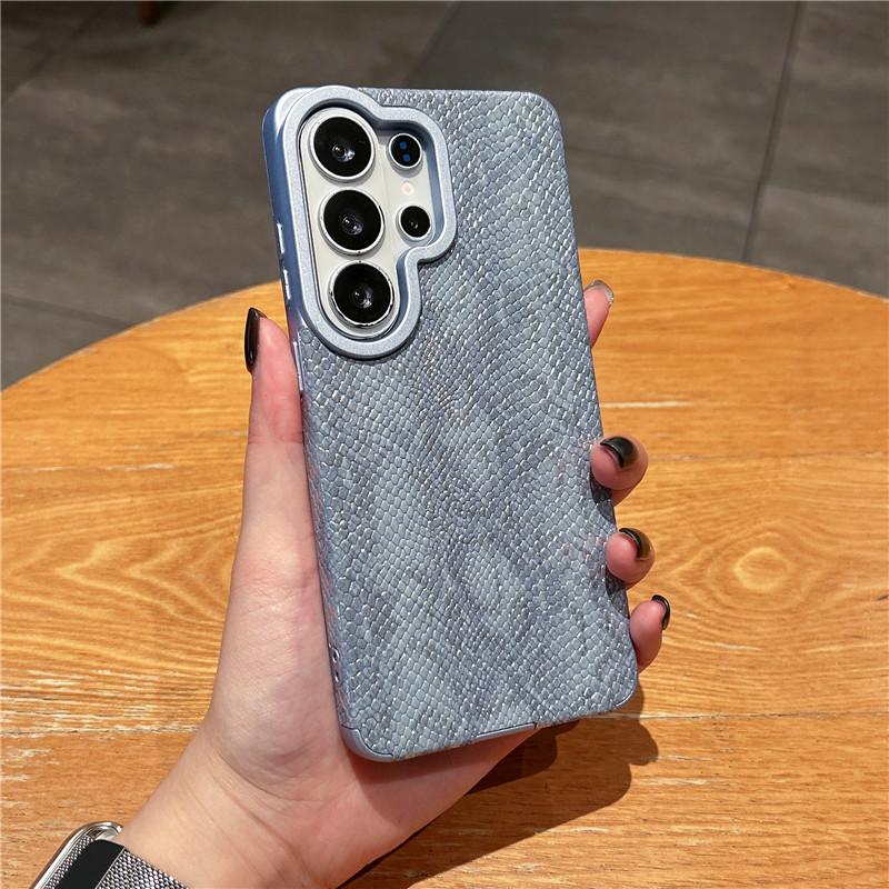 Premium Sense Applies To Samsung S26ultra Mobile Phone Case, Snake Skin Pattern Invisible Magnetic Suction S24ULTRA Anti-drop Protective Case