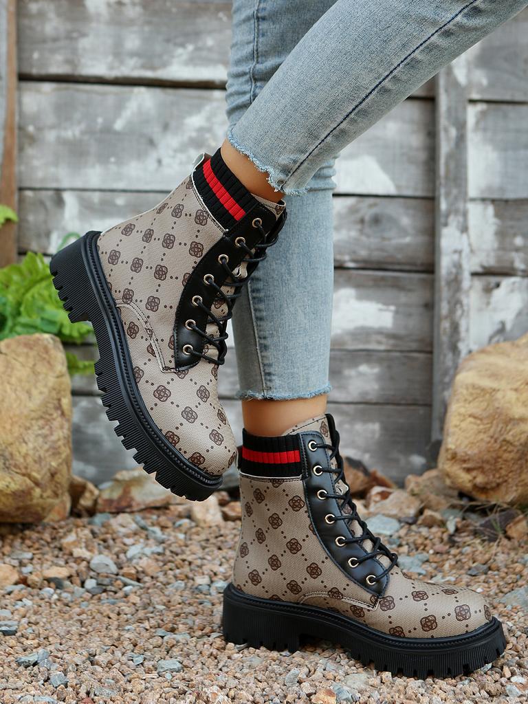 Autumn and Winter New Women's Martin Boots Fashion High-top Big-headed Leather Shoes British Style Trend Leather Boots Personalized Short Boots