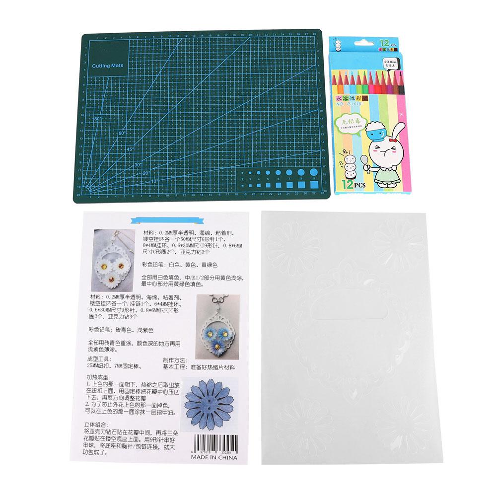 

DIY Heat Shrink Sheet Daisy Pin A4 Cutting Board DIY HandMade Haning Craft Accessories