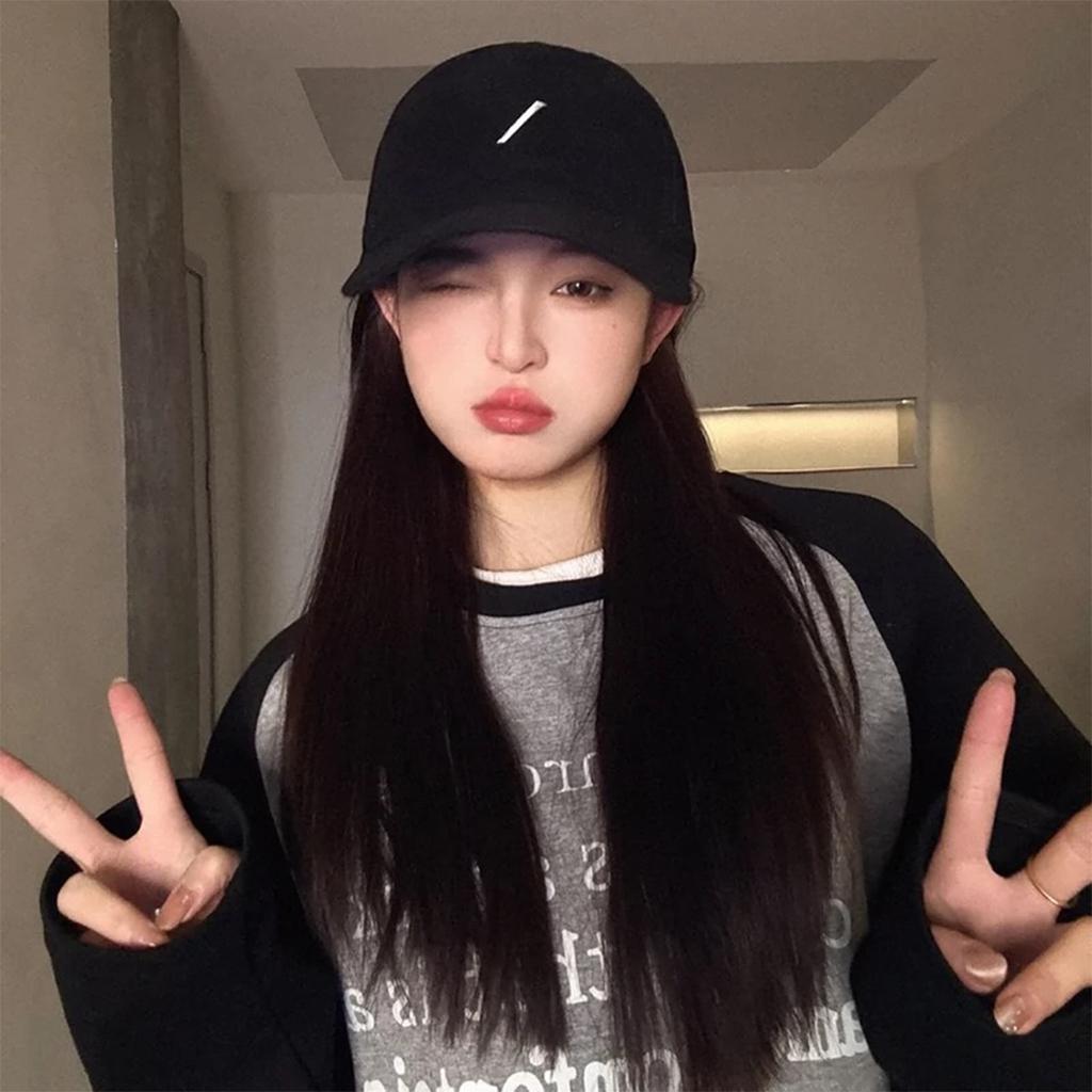 Embroidery Slash Show Face Small Baseball Cap Men And Women Versatile Fashion Sunshade Simple Cap