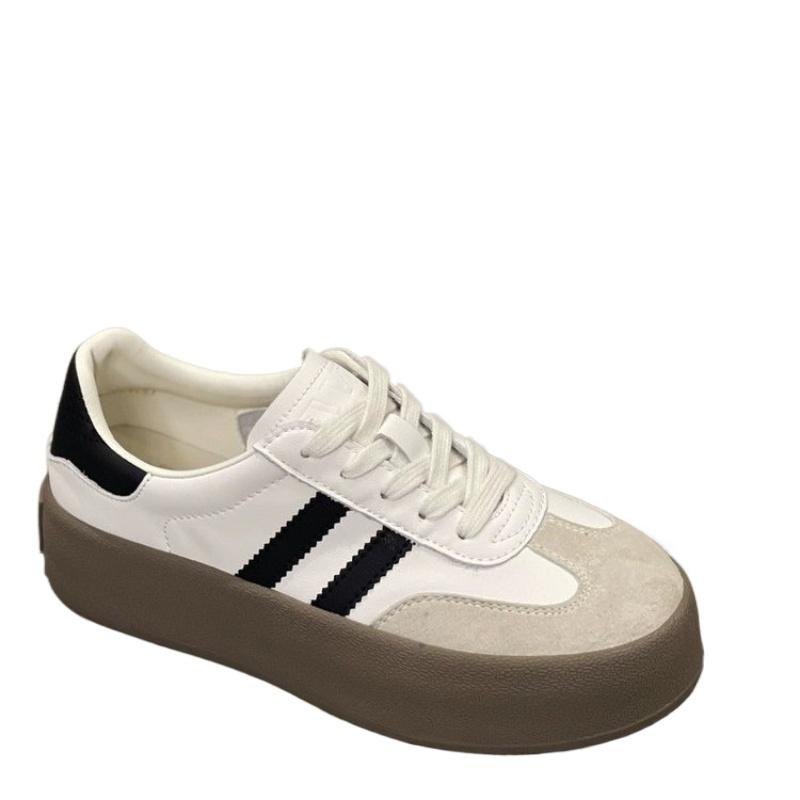 2026 nouvelle vachette tout semelle souple à l'intérieur augmentation de chaussures d'entraînement Sport semelle épaisse décontracté planche femmes