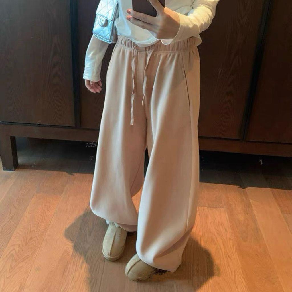 2025 Winter Cozy Loose Fit Soft Brushed Casual Pants - Versatile Thickened Long Style In Pink and Gray.