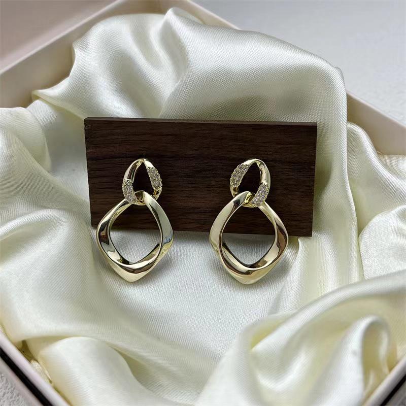 Diamond-Encrusted Pleated Square Stud Earrings - Elegant, Unique, Metal Niche Design, Personalized & Exquisite Women s Jewelry. 14k