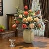 Decoração de casa – Flores e coroas artificiais