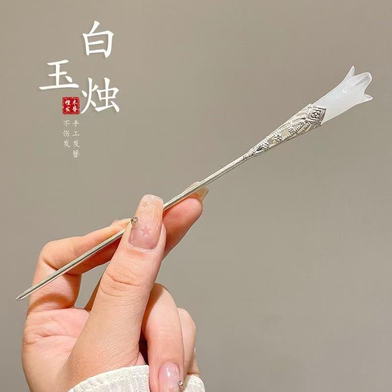 Sandalwood Women's Hairpin: Elegant Modern-Chinese Style Wooden Updo Stick