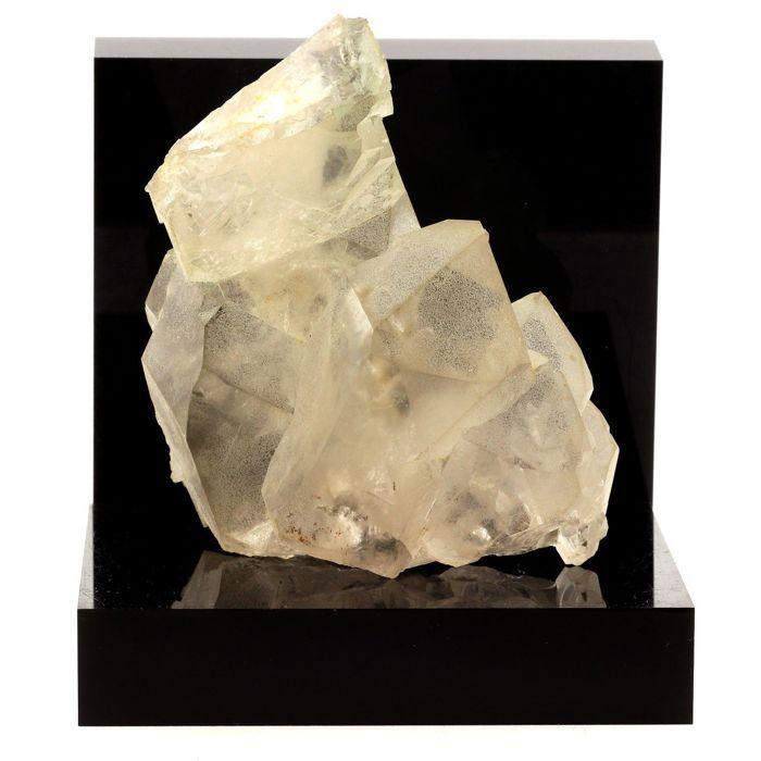 Quartz 1795.0 carats