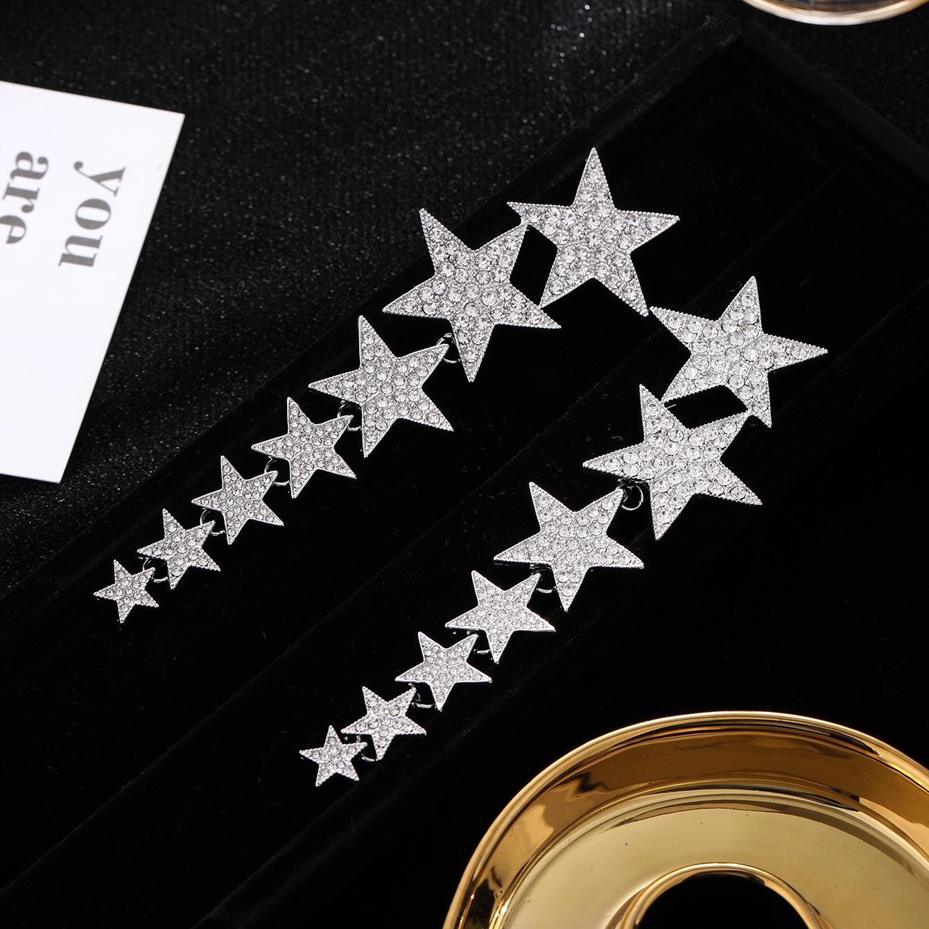 

Серьги-кисточки со стразами в виде пятиконечной звезды высокого класса - Многослойные подвески с индивидуальным стилем белый