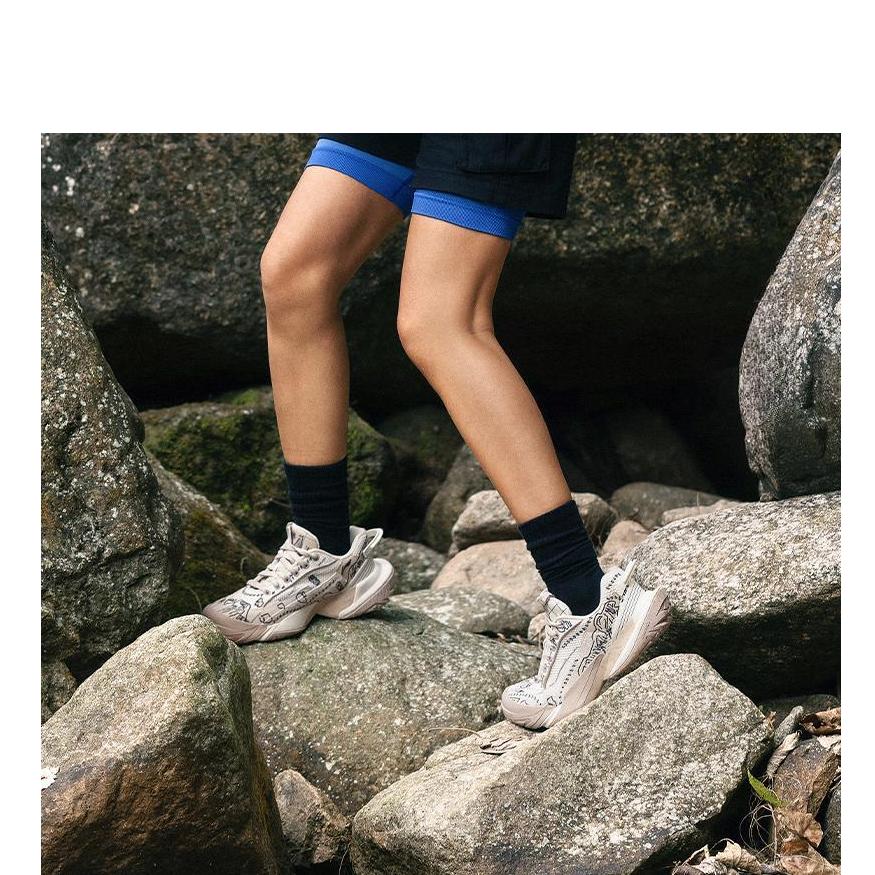 Li Ning CF Trail Series Pohodlné Všestranné Tlumící Odolné Nízké Lifestylové Ležérní Boty Unisex Ležérní Boty Off-White Černá AGLU149-3