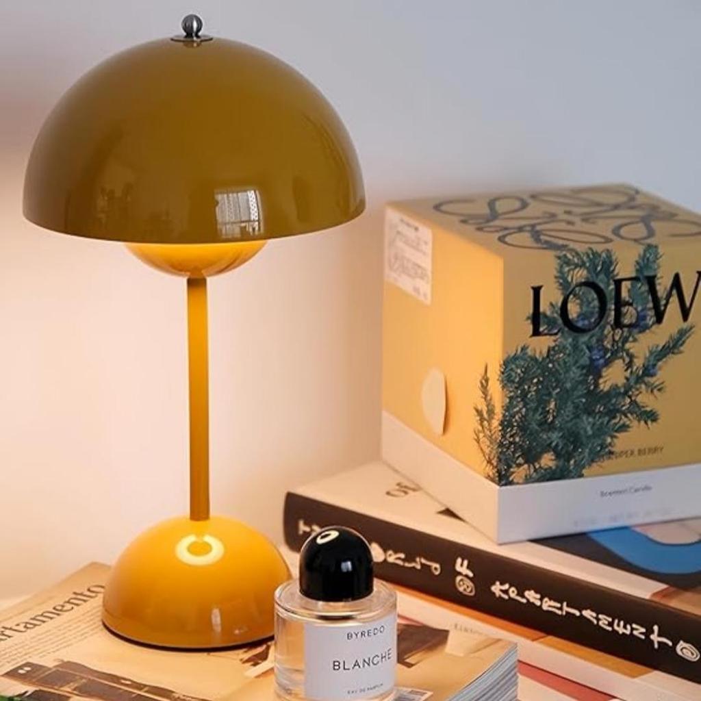 1Pc Rechargeable Flower Bud Table Lamp, Ambient Lamp, Bedroom Modern Simple and Atmospheric Table Lamp, Decorative Lamp
