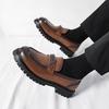 Herren Retro Leder Slipper: Brogue Slipper im britischen Stil mit dicker Sohle für Friseure