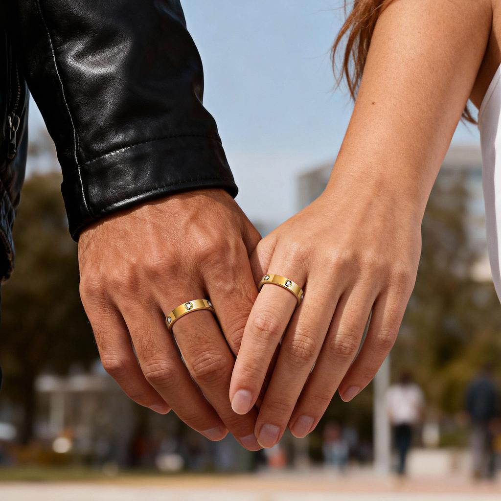 New Couple Ring for Men Women,18K Gold Plated Stainless Steel Crystal Zircon Wedding Ring,Anniversary Engagement Ring Gift