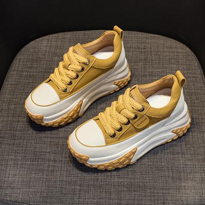 Leather Bursting Dad Shoes Women's Autumn 2025 New Retro Lightweight Inner Height Increase Casual Sports Shoes Platform Single Shoes