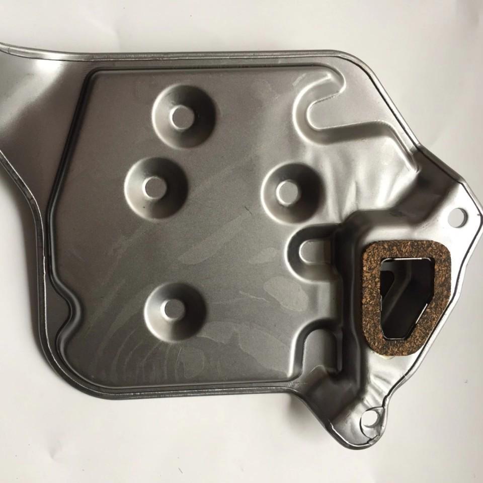 Roewe Suzuki Vios Swift Gearbox Filter Oil Kit: Filter, Pan Gasket 35330-52010