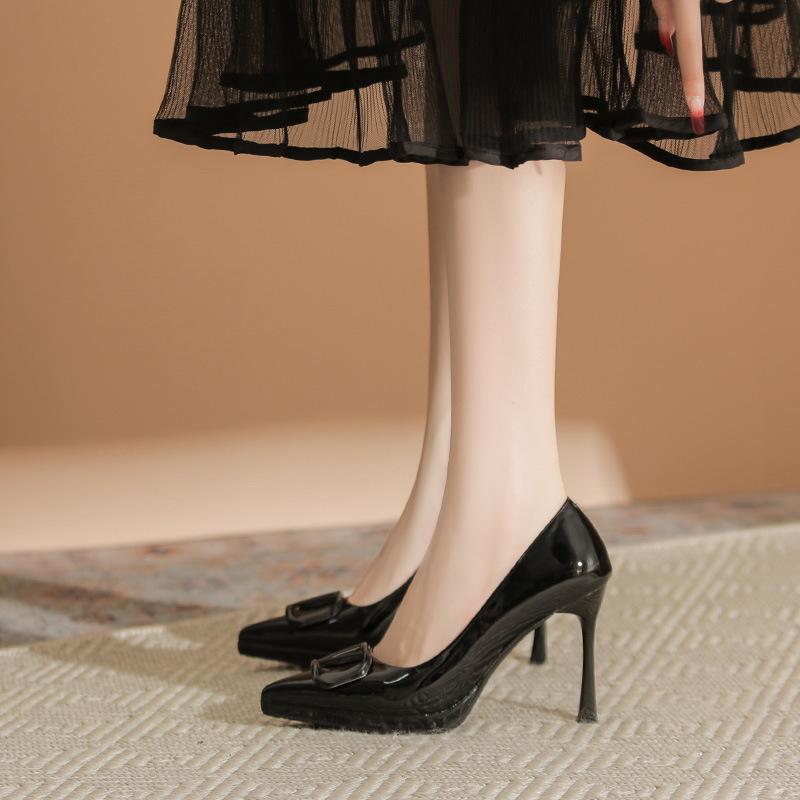 Nackte V-Schnalle High Heels Damen wasserdicht Tisch spitze Zehen dünner Absatz leichter Mund Einzelne Schuhe elegantes Temperament vielseitige Damenschuhe