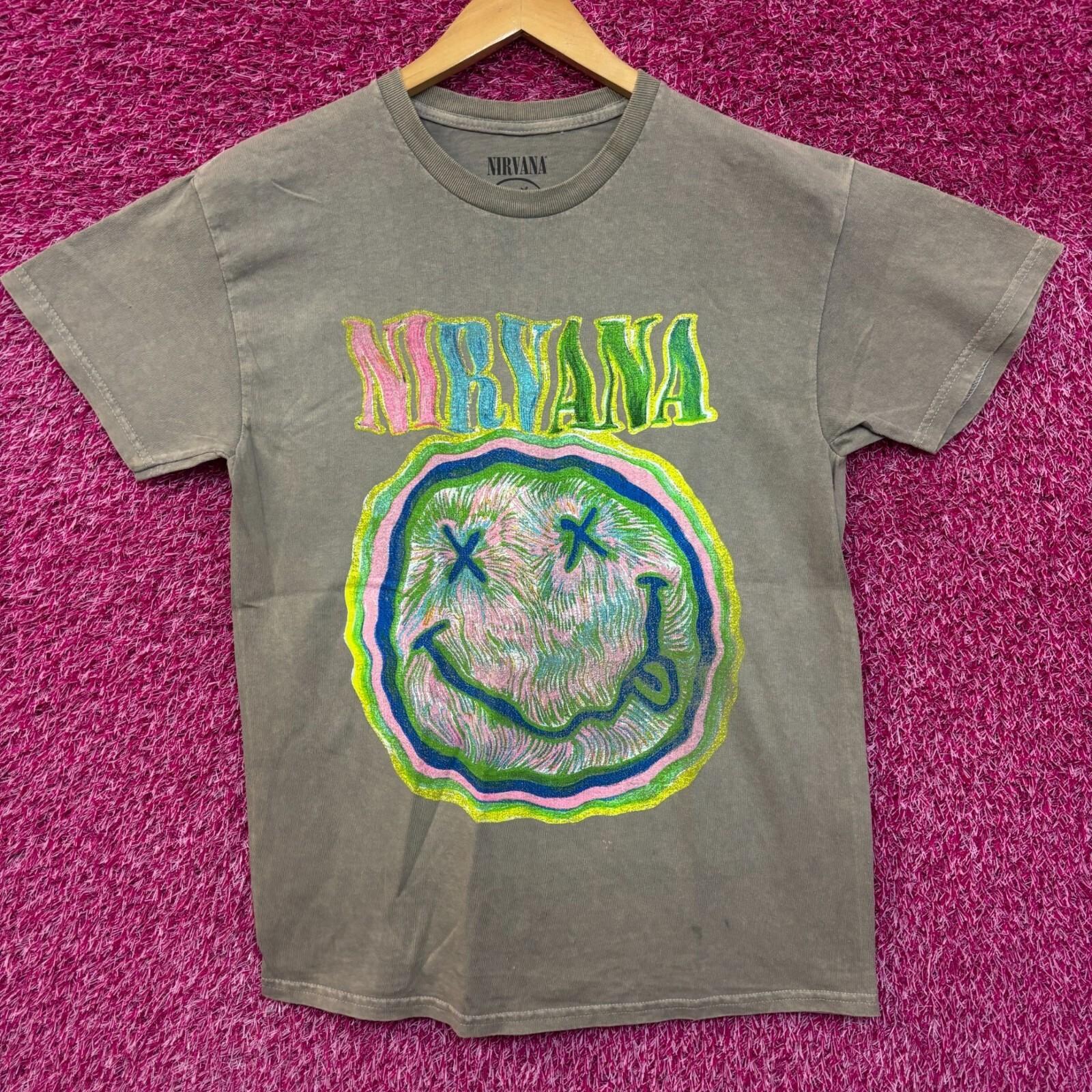 Nirvana Nevermind Smiley Face Mineral Wash Logo Tshirt size Large S