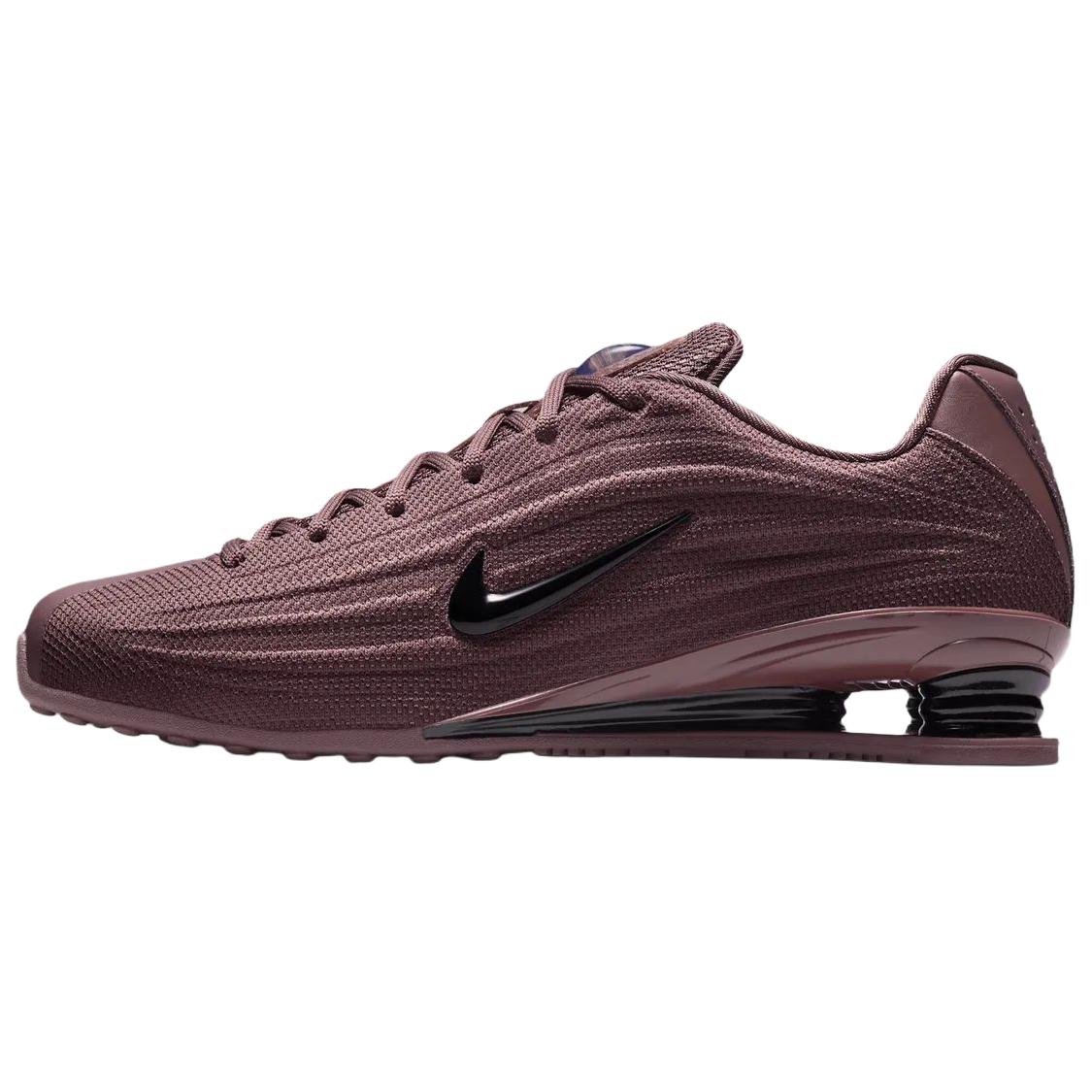 Nike Shox Z Women s Burgundy Black HQ7540-500 37.5