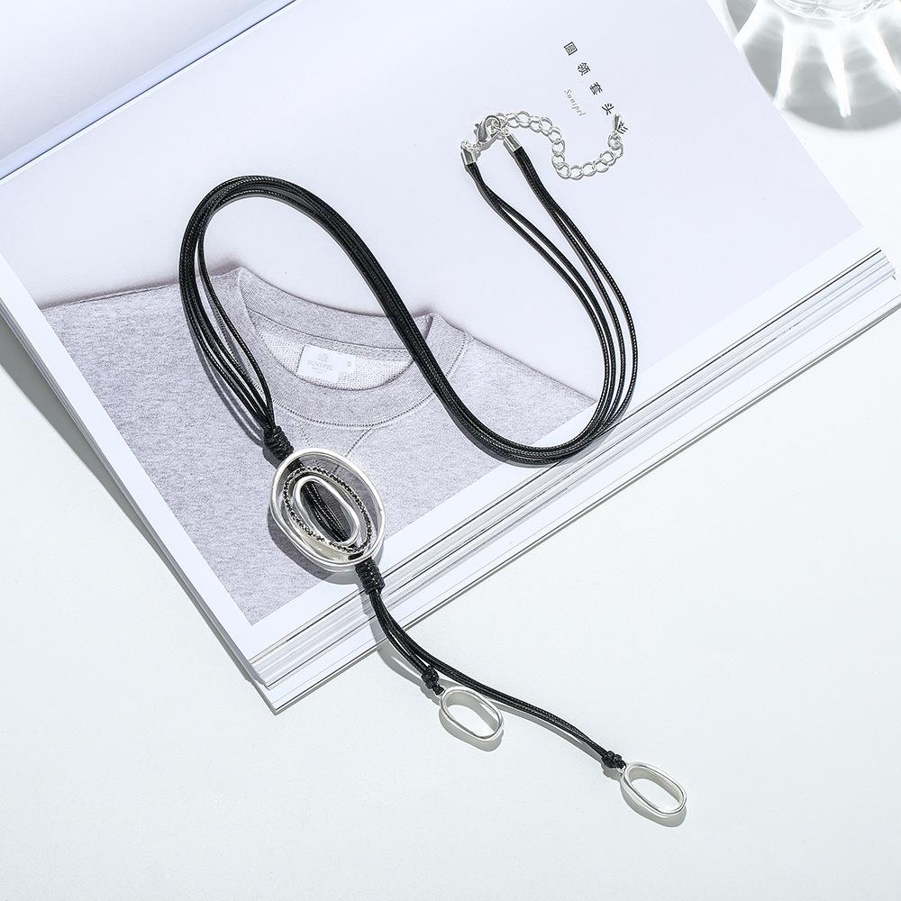 Sweater Chain Jewelry Vintage Alloy Hollow Geometric Round Tassel Ladies Alloy Necklace
