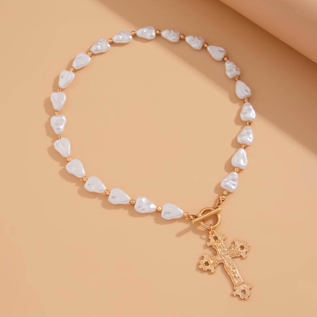 Hip Hop Personality Cross Ot Buckle Necklace, Baroque Alien Pearl Beaded Collarbone Chain