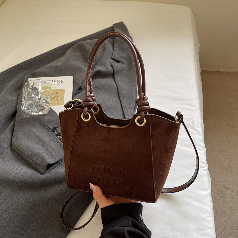 

Gao Yan hand bag crossbody bucket trendy bag women s 2025 autumn new fashion shoulder bag fashion temperament bag
