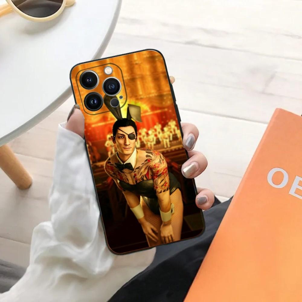 Yakuza 0 Game Phone Case For iPhone 15,14,13,12,11,Plus,Pro Max,XS,X,XR,SE,Mini,8,7 Soft Silicone Black Cover