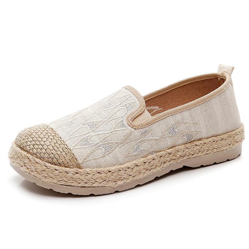 2025 Summer New Women's Breathable Old Beijing Cloth Shoes One Pedal Women's Soft-soled Non-slip Casual Versatile Mother Shoes
