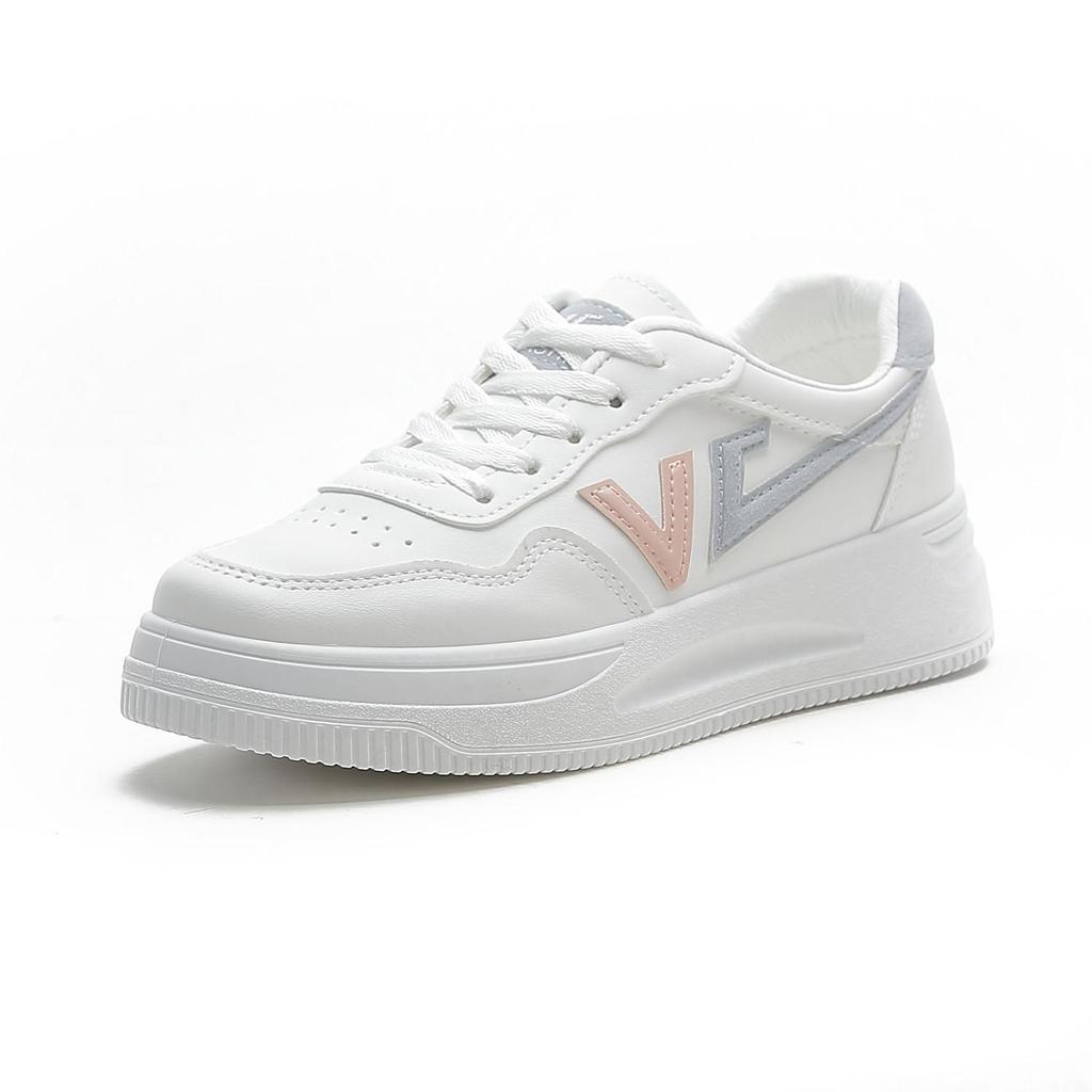 2024 Spring Korean Style Women's Thick Sole Platform White Shoes - Trendy, Breathable, Height-Increasing Casual Shoes for Students