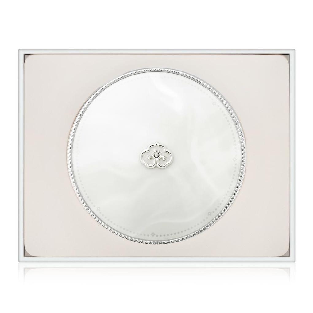 [thewhoo] Gongjinhyang Seol Rozjaśniający Nawilżający Podkład Cushion Glow Nr. 21 Zestaw specjalny (Poduszka + 2 wkłady)