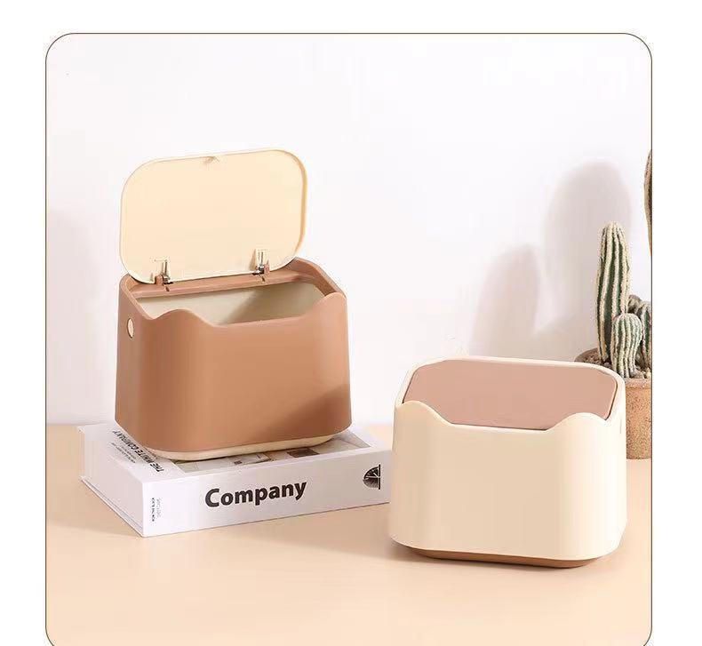 Enclosed Cat Litter Box Set: Pooper Scooper & Waste Pan for Easy Cleaning