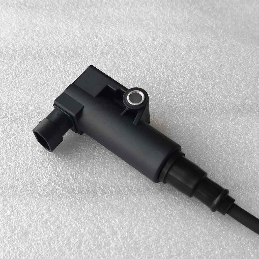 Fit for Ignition Coil For HYOSUNG GV300 GV300S EFI 2019-2023 Aquila BJ Matching Spark Cap Bobinsa New FI GV300 28198992