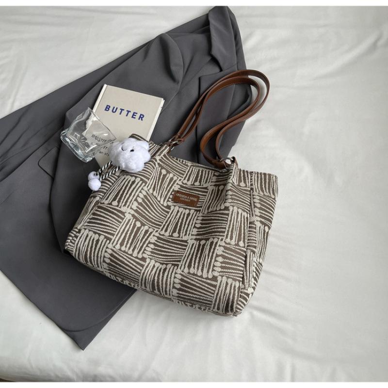 Korean Fashionable Canvas Large Tote Bag for Women - 2025 New, Versatile, Large Capacity Shoulder Bag, Perfect for Autumn and Winter.