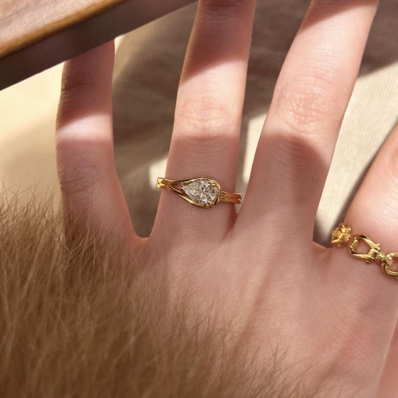 Korean Style Water Drop Diamond Ring - Elegant Luxury Design