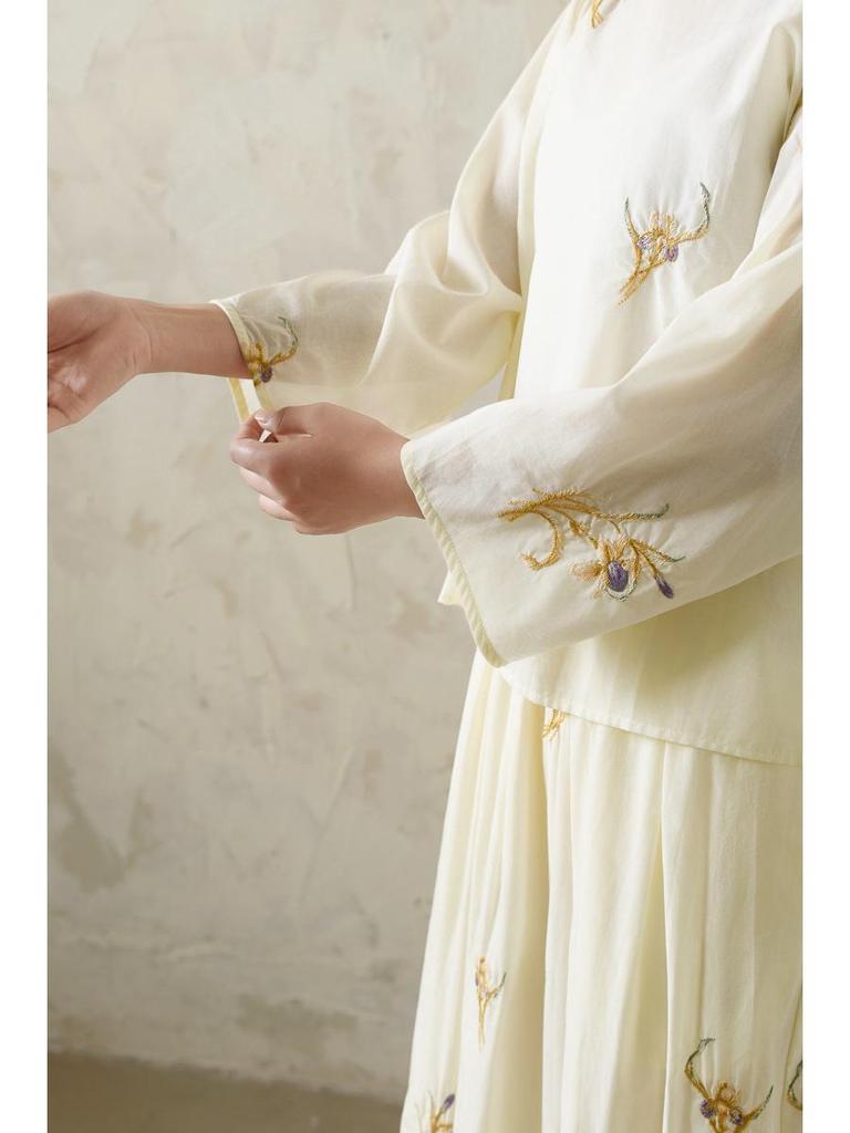 2025 Summer Artistic Retro Cotton Embroidered Half Skirt - Chinese Zen Style for Women