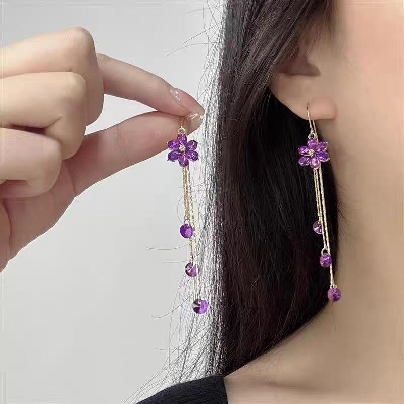 Korean Style Luxurious Tassel Earrings - European & American Fashion with Diamond-Studded Flower Design