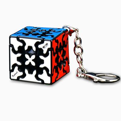 NUOVO QIYI Portachiavi Ingranaggio Mini Cubo Magico 3x3x3 Cubo Puzzle Educativo 3x3 Cubo Magico Giocattoli Professionali per Bambini Regali per Bambini