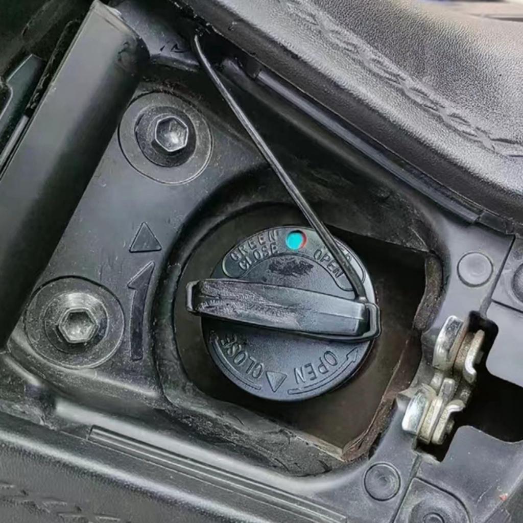 For NMAX155 NVX155 XMAX300 Gas Cap Remodeling Fuel Tank Cap Upgraded nmax155 nvx 155 xmax 300 (red)