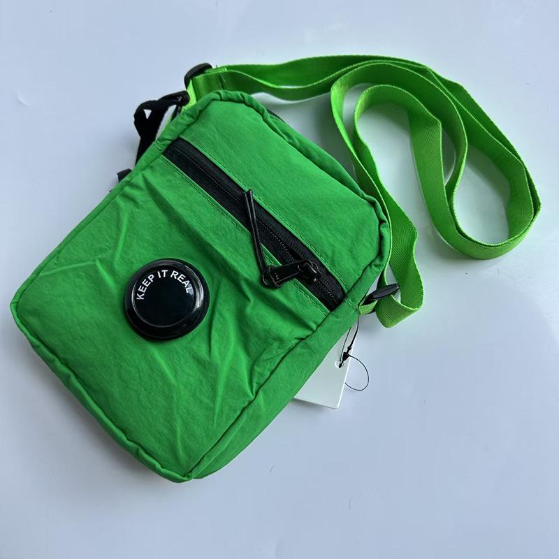 2025 New Men's Trend Messenger Bag Large Capacity Nylon Fashion Messenger Bag Casual Outdoor Simple Shoulder Bag