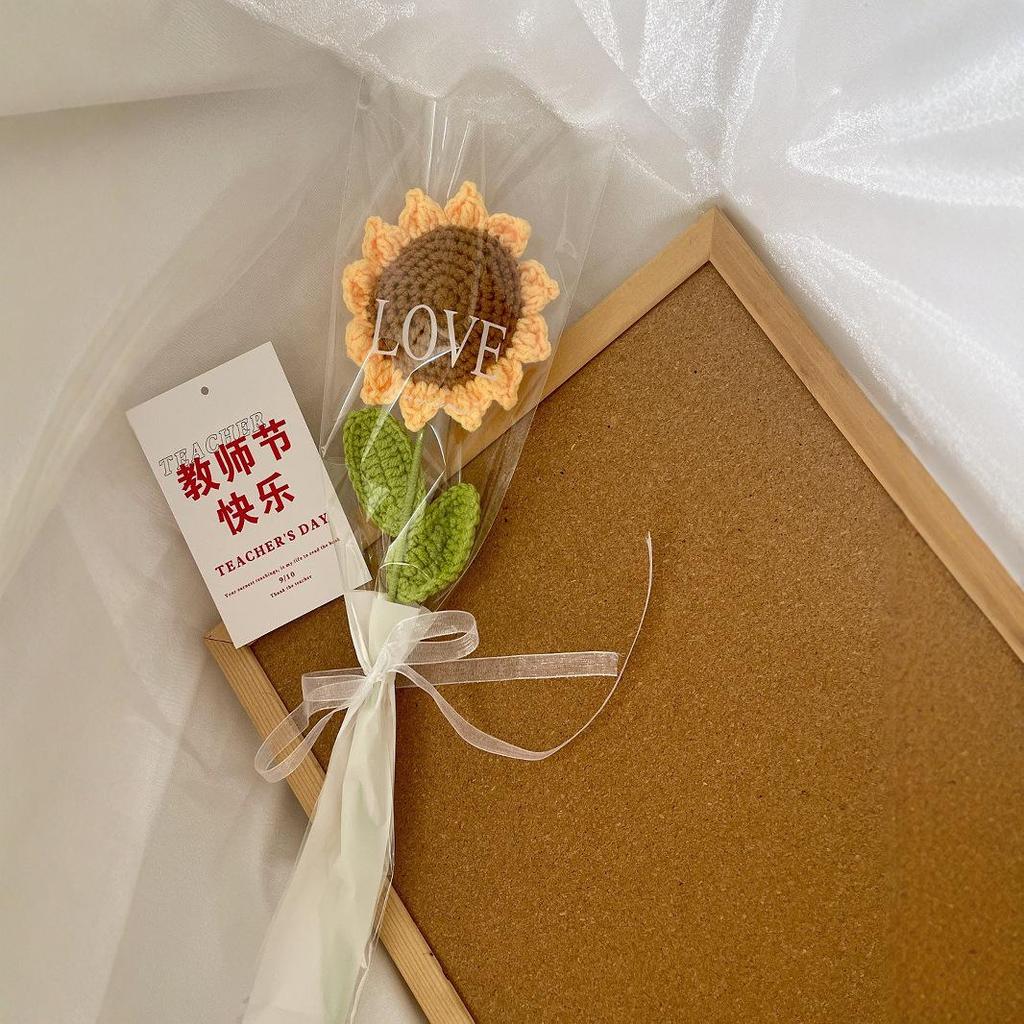 Handmade Knitted Sunflower Yarn Bouquet - Creative Artificial Flowers for Teacher's Day Gift