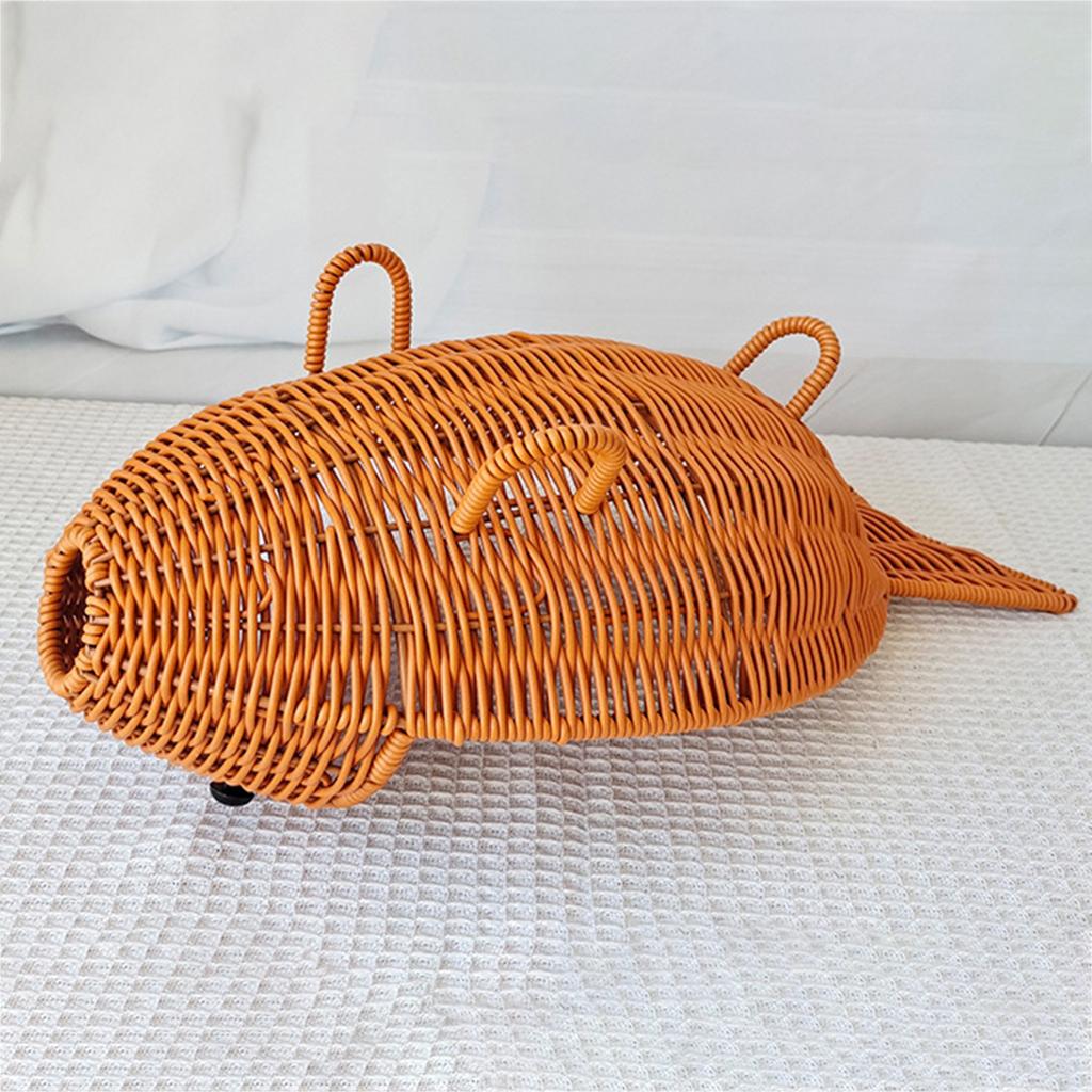 Lehký pletený výstavní koš z imitace ratanu pro servírování chleba, ovoce, zeleniny a svačin v unikátním tvaru ryby